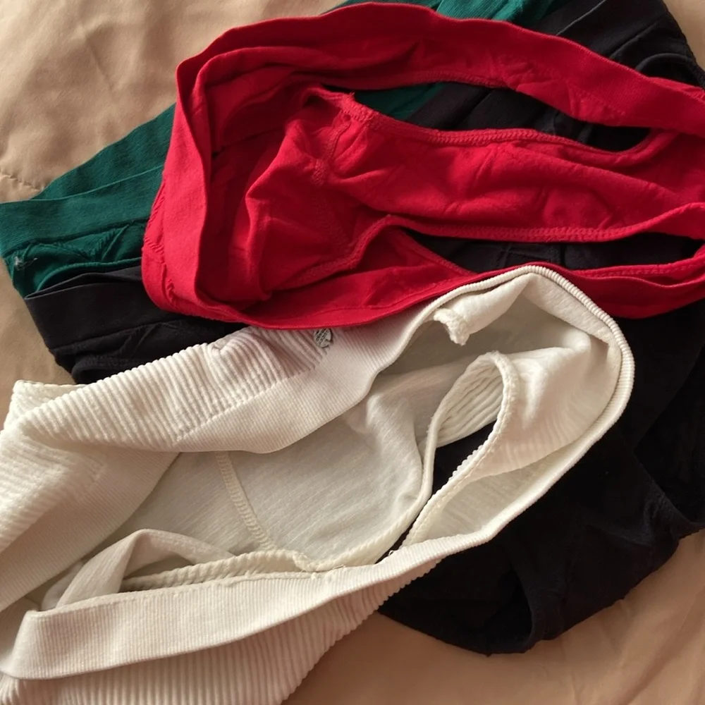 NWOT 4 pack panties - Picture 3 of 3